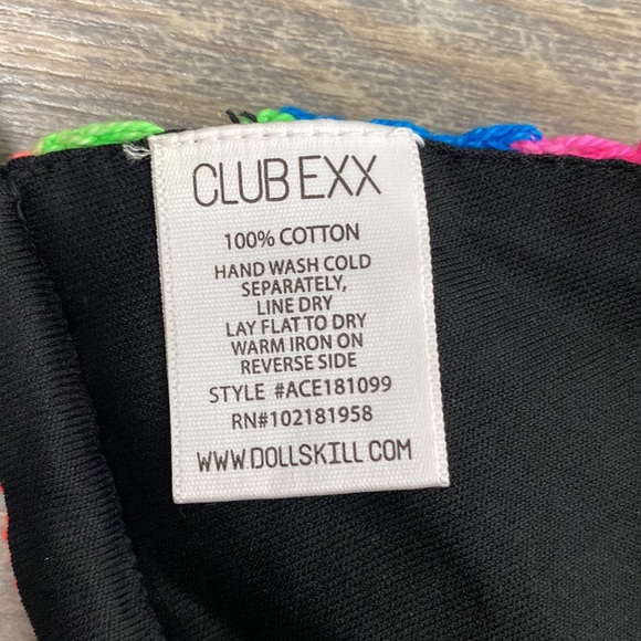 Dolls Kill Club Exx Crochet knit rainbow bikini top wth black lining M - Picture 6 of 11